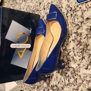 Andrew Geller blue patent leather chunk heels